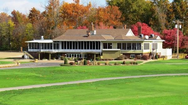 Spring Lake Country Club clubhouse