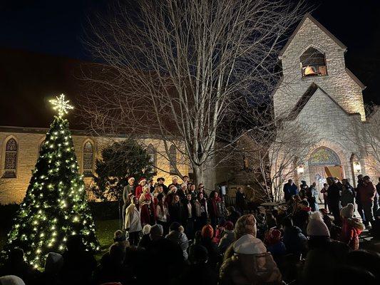 Annual Community-Wide Christmas Tree Lighting Event