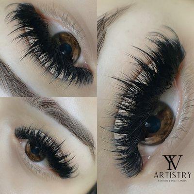 Volume wispy lashes