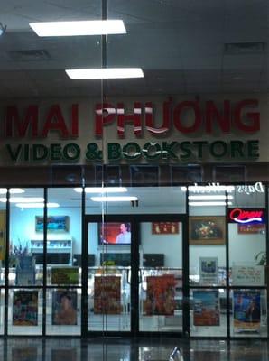 MAI Phuong Video