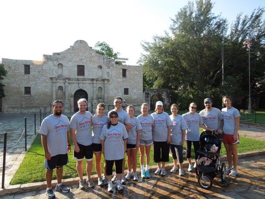 Group shot in front of the Alamo!