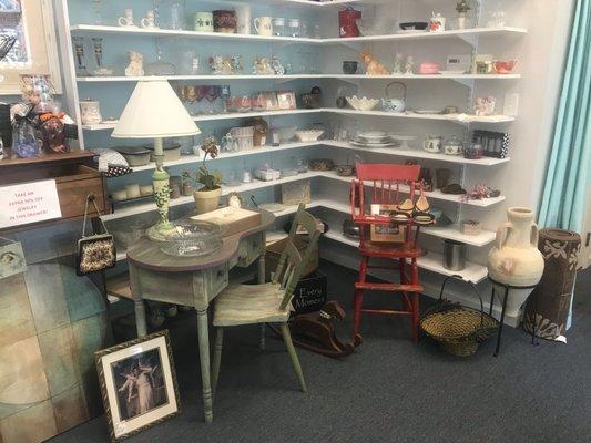 Great Home Decor & Small Pieces of Furniture!