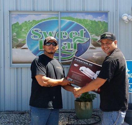 Sweet Leaf Hydroponics - Lodi