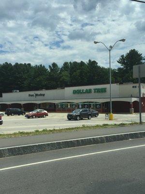 RK Plaza of Hooksett -- 1271 Hooksett Road / Route 3 & Route 28, Hooksett              Plaza