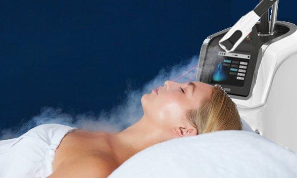 Cryo "Glow" Facial Smooths skin, decrease wrinkles, & lines, stimulates Collagen Production