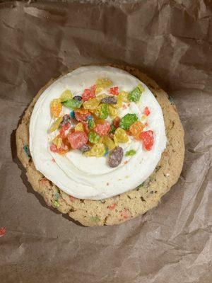 Fruity Pebble Cookie