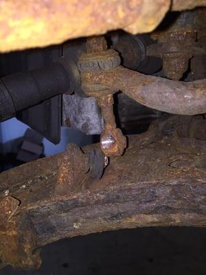 Having a noise when going over bumps? a broken swaybar link can cause this