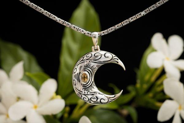 Tahitian Moon