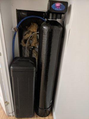 water softener with small brine tank in tight space area