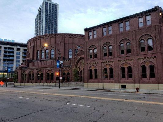 Facade for The Moody Church