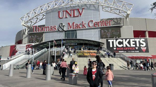 Thomas and Mack Center