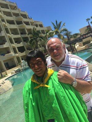 Mondo and the King of the Taramahara Indians in Cabo san Lucas