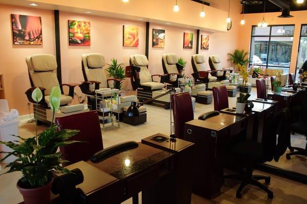 New York Nails Facial Waxing & Hair