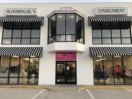 Bloomingail's Consignment