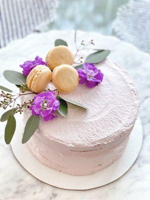 Garden-inspired cakes, delicately dressed with fresh flowers from our organic garden, baked to satisfy your senses, not overly sweet.