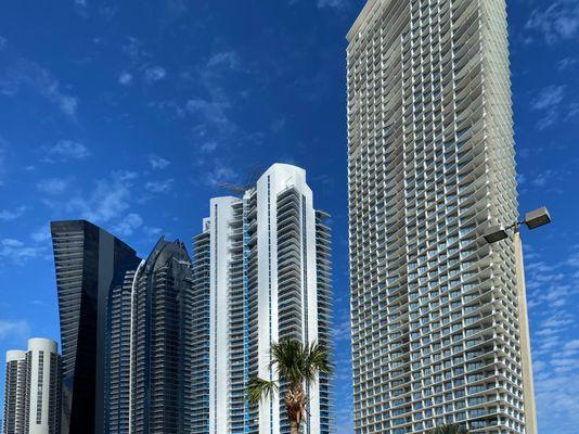 Jade Signature, Jade Beach, Jade Ocean in Sunny Isles