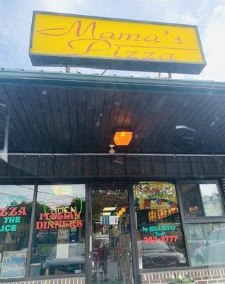 Mama's Pizza