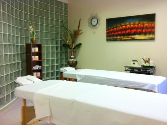 One of the many clean and private massage rooms.