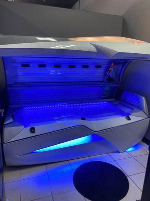 Diamond Level Tanning Bed