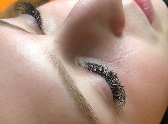 Classic lash extensions