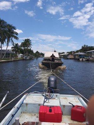 Mobile boat reapir
 Boat Salvage near me