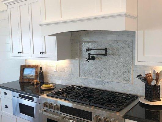 Custom kitchen with a classic finish. - Laguna Beach, CA