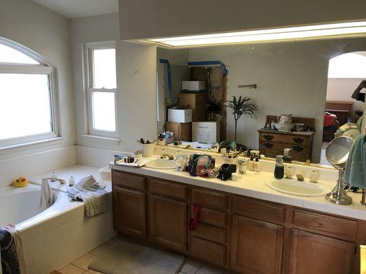 Before bath remodel