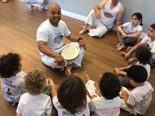 Kids learning Capoeira songs in Portuguese