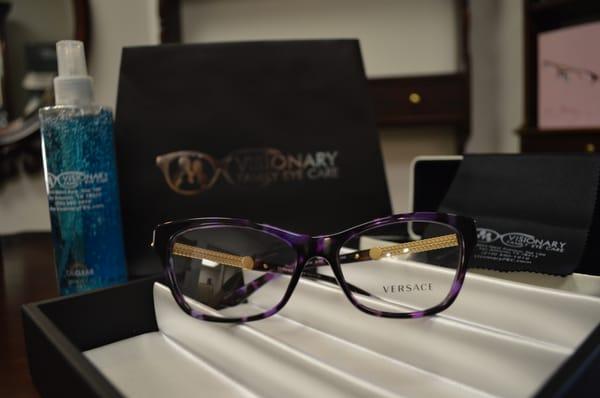 Our Visionary Eyewear includes a case, lens cloth, our unique gel cleaner, and a trendy bag.