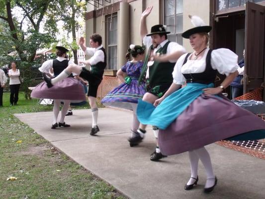 Oktoberfest at the Poppenhusen Institute.