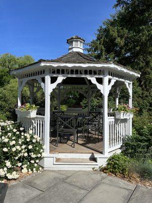 Outdoor patio & gazebo