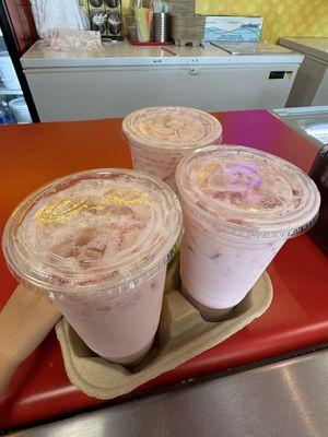 Strawberry horchata