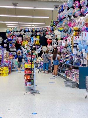 Balloon ordering area and check out