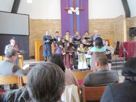 Easter cantata sung by choir