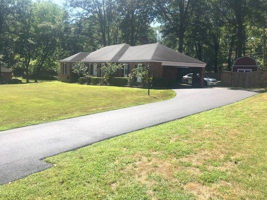 New asphalt driveway by CPAC - Asphalt Paving.