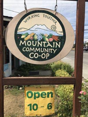 Mountain Community Co-Op