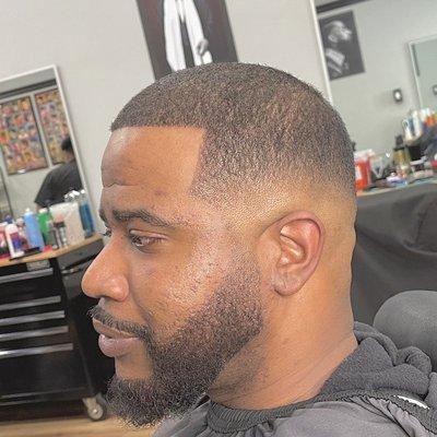 Freshly Faded!!!!!

Morris Ave Barbers 
1561B Morris Ave 
Union NJ 07083 

 us @ 908-373-2489