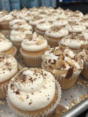 Burnt Almond and Spice Cupcakes