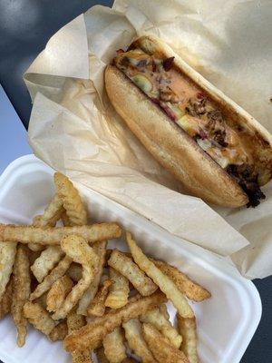 Bangin' Vegan Eats - Yo Adrian Vegan Cheesesteak