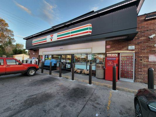 7-Eleven