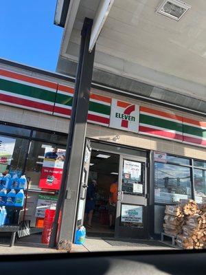 7-Eleven