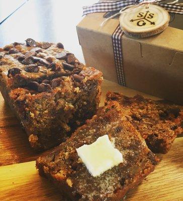 Chocolate Chip Banana Bread Mini Loaf!