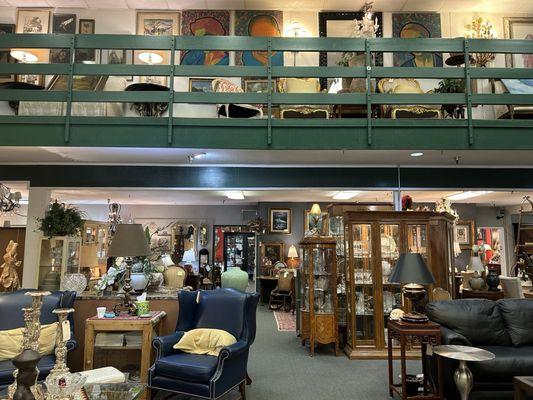 Chesterfields Antiques & Collectibles