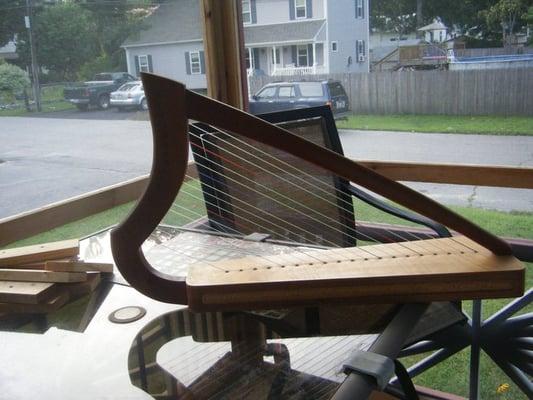 I got my harp from Boulder Early Music.