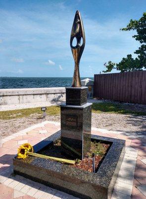 Ocean breezes and a Cuban memorial