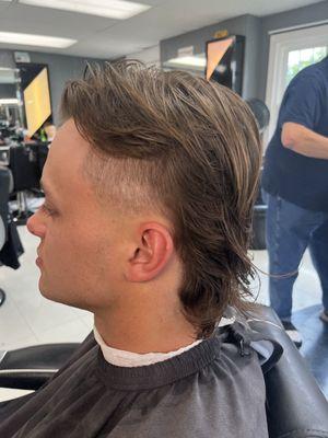 Modern mullet