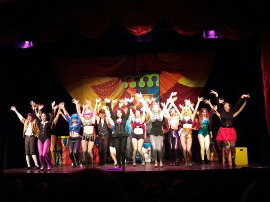 Pippin cast.