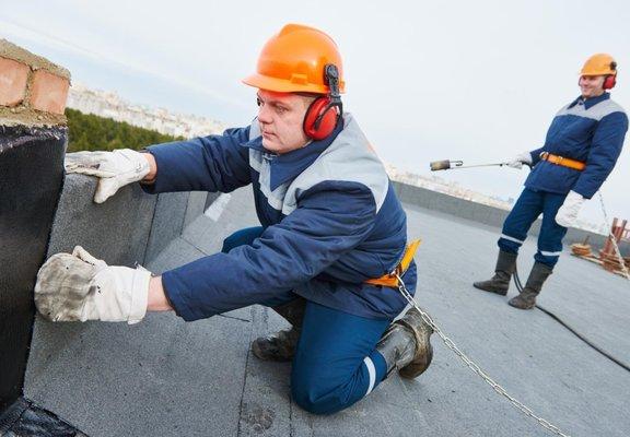 Our Registered Roof Observers are here to help clients design and maintain roof assets, from design review to installation, we can help.