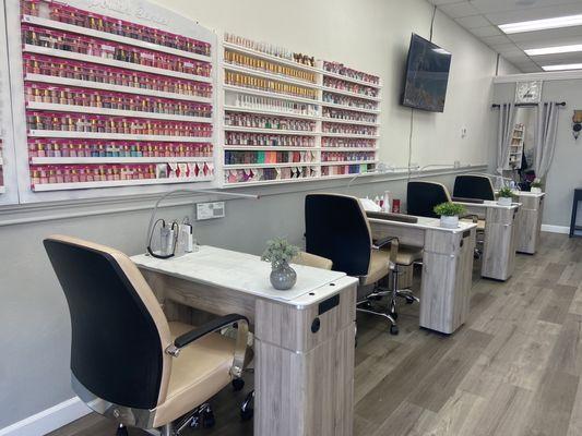 Manicure stations and polishes