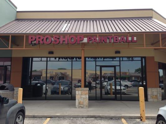 Proshop Store front